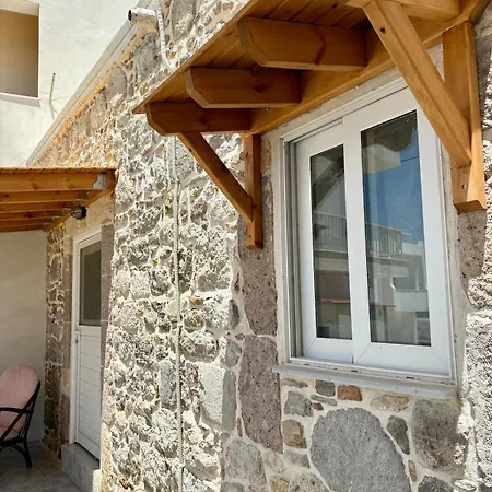 The Stone Nest Kéfalos