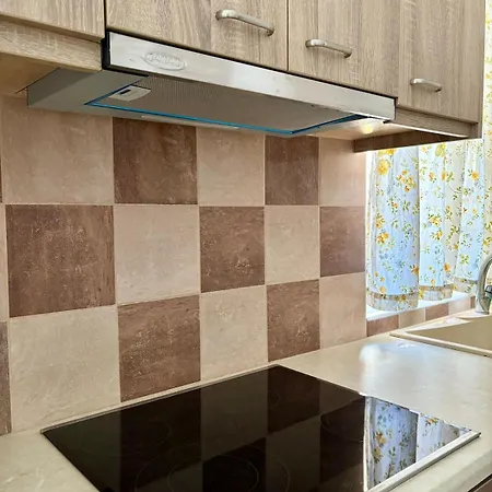 The Stone Nest * Kéfalos